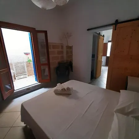 Il Cortile Di Eolo * מארטימו