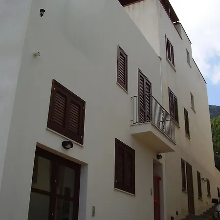 Il Cortile Di Eolo