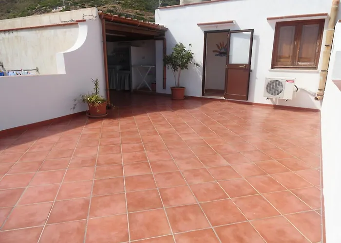 Il Cortile Di Eolo מארטימו